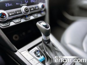 Hyundai AVANTE 1.6 2020 года из Южной Кореи