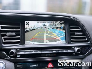 Hyundai AVANTE 1.6 2020 года из Южной Кореи