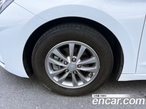 Hyundai AVANTE 1.6 2020 года из Южной Кореи