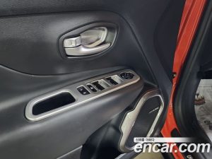 Jeep Renegade 1.6 Дизель Limited 2020 года из Южной Кореи