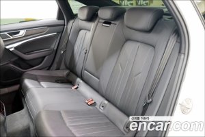 Audi A6 45 TFSI Premium 2021 года из Южной Кореи
