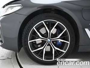 BMW 5-Series 530e M Sport 2021 года из Южной Кореи