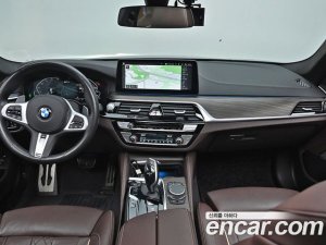 BMW 5-Series 530e M Sport 2021 года из Южной Кореи