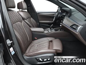 BMW 5-Series 530e M Sport 2021 года из Южной Кореи