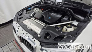 BMW X4 xDrive20i M Sport X 2021 года из Южной Кореи