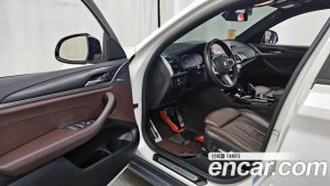 BMW X4 xDrive20i M Sport X 2021 года из Южной Кореи