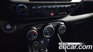 Hyundai Venue 1.6 Modern 2020 года из Южной Кореи