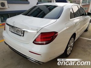 Mercedes-Benz E-Class E300 4MATIC Exclusive 2020 года из Южной Кореи