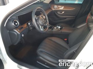Mercedes-Benz E-Class E300 4MATIC Exclusive 2020 года из Южной Кореи
