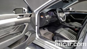 Volkswagen Passat 2.0 TDI Prestige 2021 года из Южной Кореи