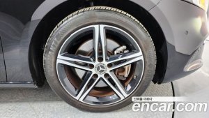 Mercedes-Benz A-Class A250 4MATIC SEDAN 2020 года из Южной Кореи