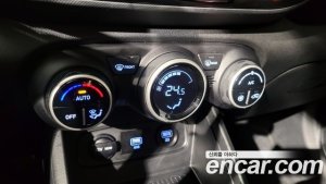 Hyundai Venue 1.6 Modern 2020 года из Южной Кореи