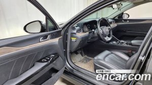 Kia K5 1.6 Turbo 2020 года из Южной Кореи
