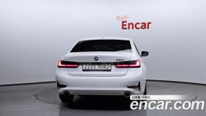 BMW 3-Series 320i Luxury 2020 года из Южной Кореи