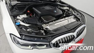 BMW 3-Series 320i Luxury 2020 года из Южной Кореи