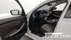 BMW 3-Series 320i Luxury 2020 года из Южной Кореи