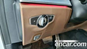 Mercedes-Benz E-Class E250 Avantgarde 2020 года из Южной Кореи