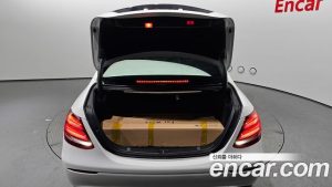 Mercedes-Benz E-Class E250 Avantgarde 2020 года из Южной Кореи