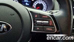 Kia K5 2.0 2020 года из Южной Кореи