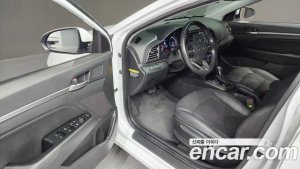 Hyundai AVANTE 1.6 2020 года из Южной Кореи