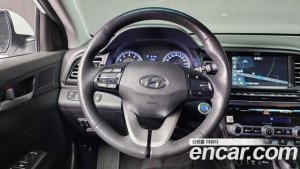 Hyundai AVANTE 1.6 2020 года из Южной Кореи