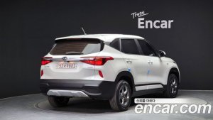 Kia Seltos Бензин 1.6 Turbo 2WD 2022 года из Южной Кореи