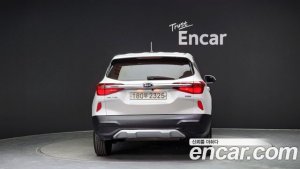 Kia Seltos Бензин 1.6 Turbo 2WD 2022 года из Южной Кореи