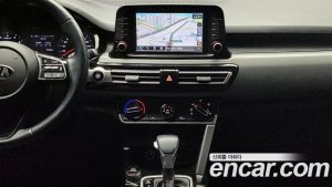 Kia Seltos Бензин 1.6 Turbo 2WD 2022 года из Южной Кореи