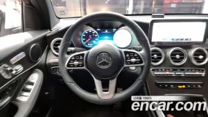 Mercedes-Benz GLC-Class GLC300 4MATIC Premium Coupe 2020 года из Южной Кореи
