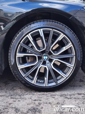 BMW 7-Series 730d xDrive M Sport 2021 года из Южной Кореи