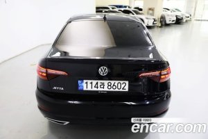 Volkswagen Jetta 1.4 TSI Premium 2021 года из Южной Кореи