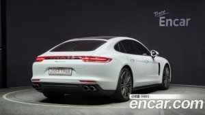 Porsche Panamera 3.0 AWD 2020 года из Южной Кореи