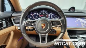 Porsche Panamera 3.0 AWD 2020 года из Южной Кореи