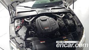 Audi A4 40 TFSI Premium 2021 года из Южной Кореи