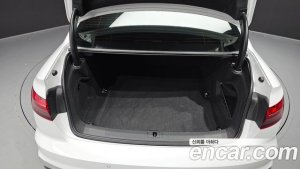 Audi A4 40 TFSI Premium 2021 года из Южной Кореи