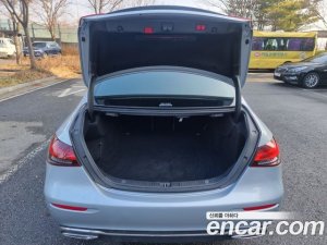 Mercedes-Benz E-Class E250 Avantgarde 2021 года из Южной Кореи