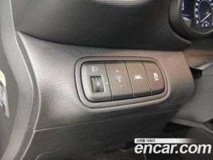 Hyundai Venue 1.6 Flux 2020 года из Южной Кореи
