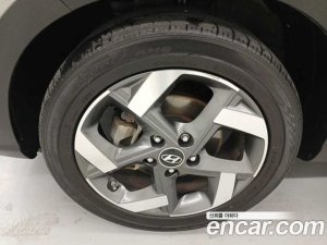 Hyundai Venue 1.6 Flux 2020 года из Южной Кореи