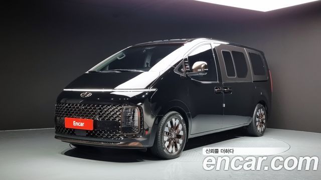 Hyundai Staria 4WD Lounge 9-Seater 2022 года из Кореи