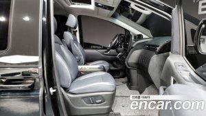 Hyundai Staria 4WD Lounge 9-Seater 2022 года из Южной Кореи