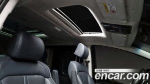 Hyundai Staria 4WD Lounge 9-Seater 2022 года из Южной Кореи