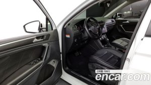 Volkswagen Tiguan 2.0 TDI Prestige 2020 года из Южной Кореи