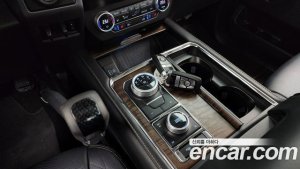 Ford Expedition платина 4WD 2021 года из Южной Кореи