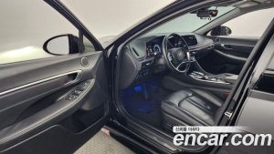 Hyundai Sonata 2.0 2022 года из Южной Кореи