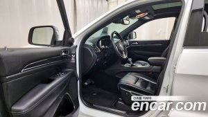 Jeep Cherokee 3.6 Overland 2021 года из Южной Кореи