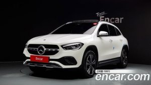 Mercedes-Benz GLA-Class GLA220 2021 года из Южной Кореи
