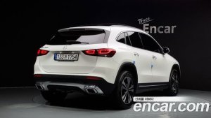 Mercedes-Benz GLA-Class GLA220 2021 года из Южной Кореи