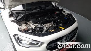 Mercedes-Benz GLA-Class GLA220 2021 года из Южной Кореи