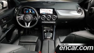Mercedes-Benz GLA-Class GLA220 2021 года из Южной Кореи