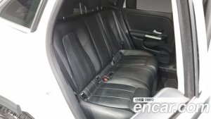 Mercedes-Benz GLA-Class GLA220 2021 года из Южной Кореи
